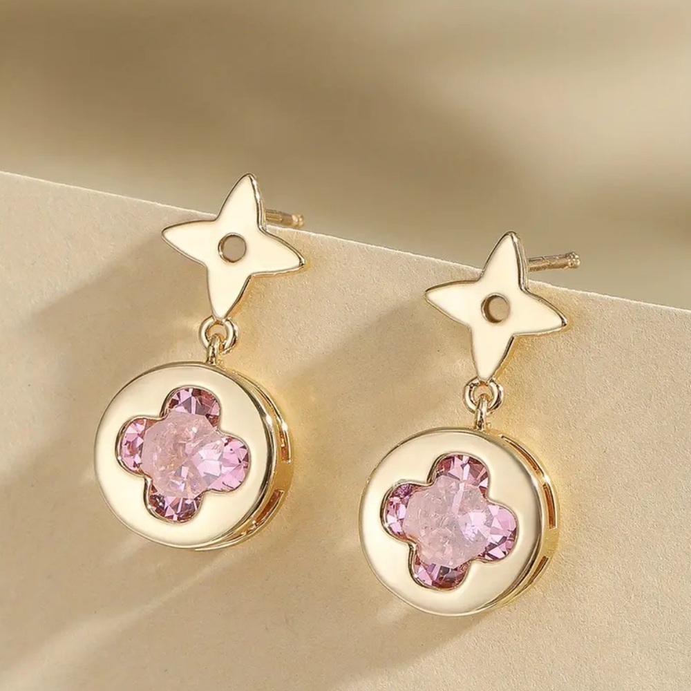 NEW! Round Clover Star Earrings – Alhambra Style, Elegant Daily Lucky 🍀  A5-158